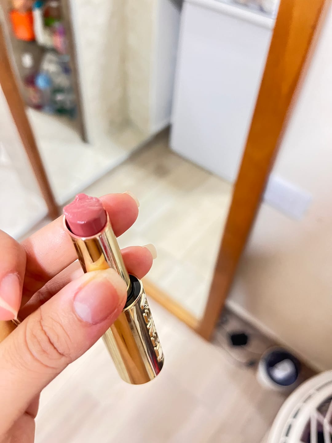 Customer photo review of Lipstick balm 1st Scene