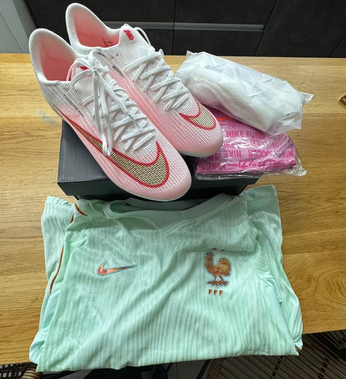Customer photo review of NIKE AIR ZOOM MERCURIAL SUPERFLY 11 ELITE FG BOST