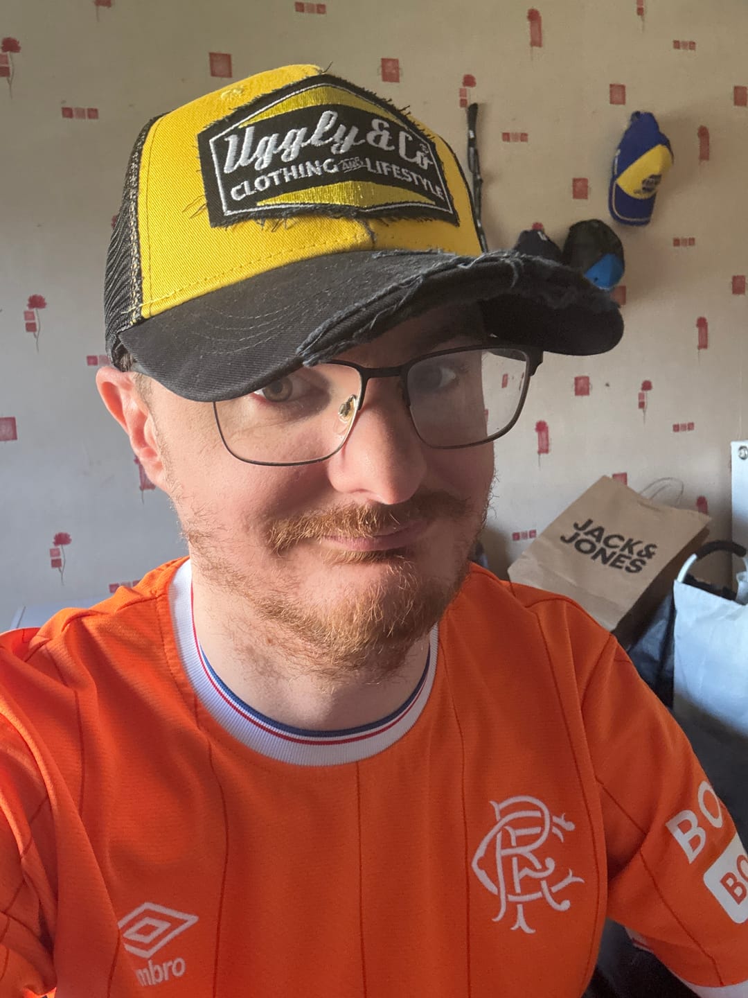 Customer photo review of Yellow & Black Diamond Cap
