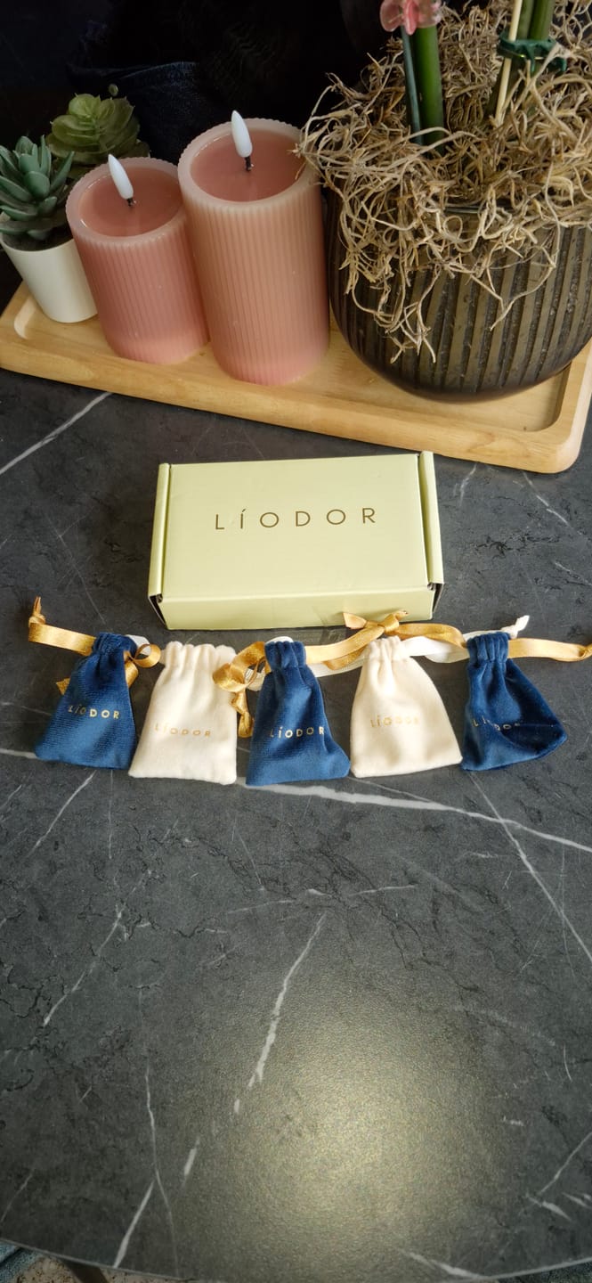 Customer photo review of 5 SAMPLES NAAR KEUZE SET