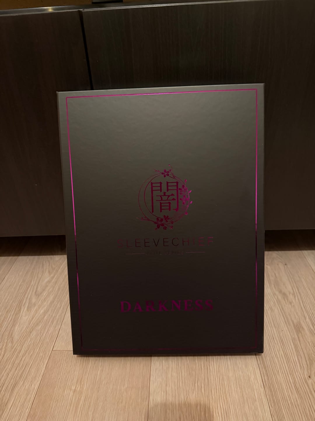 Customer photo review of DARKNESS - 9-Pocket Trading Card Binder