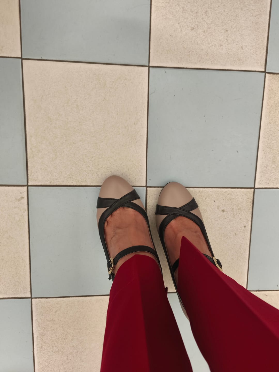 Customer photo review of Pull Nude mary jane  in nappa cipria con tacco 8 cm  artigianale pugliese