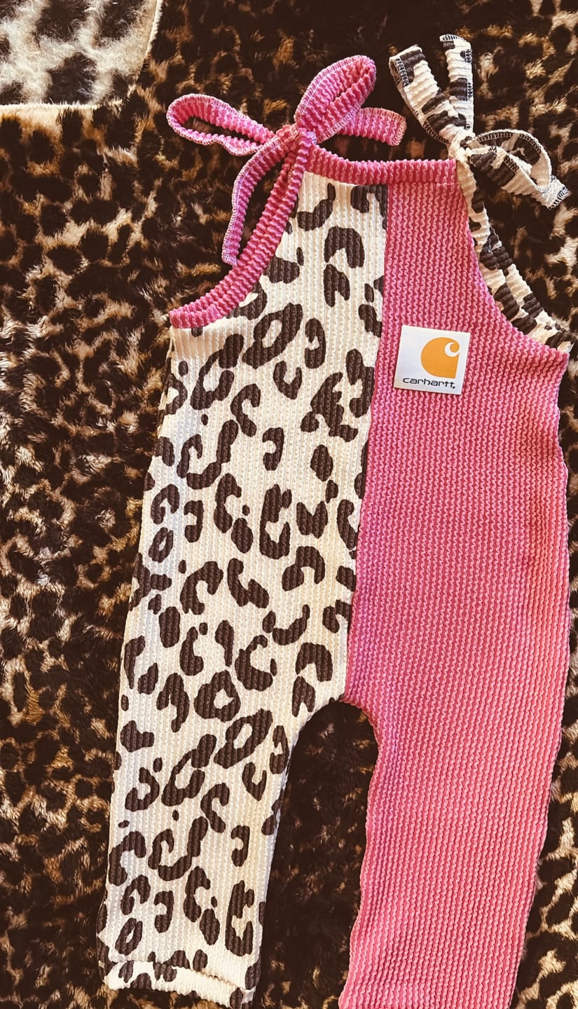 Customer photo review of Double Knit Leopard Print Fabric   KNT4463-MS11073