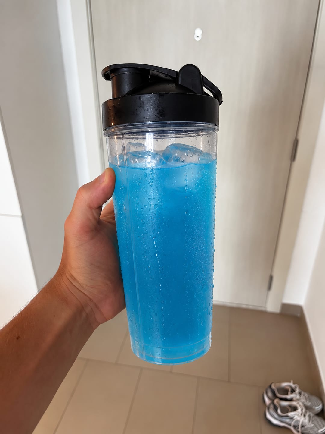 Customer photo review of Midnight Tonic - Tropical Blue