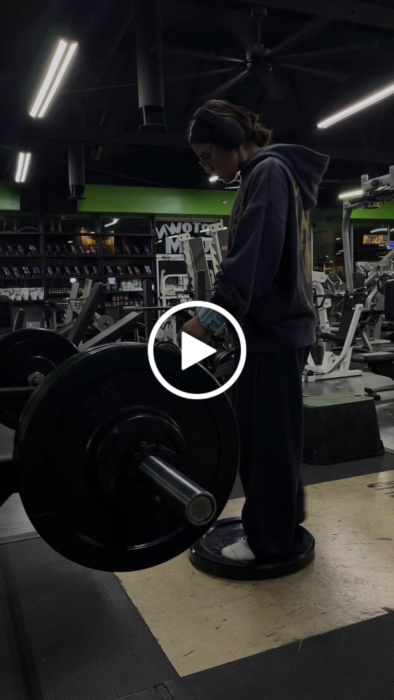 Customer video review of 5167 - Gold's Iron Legacy Crest Hoodies