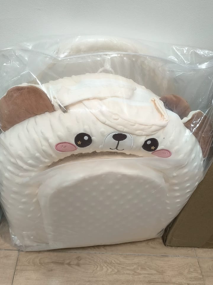 Customer photo review of Patting Animal Baby Nest Pillow