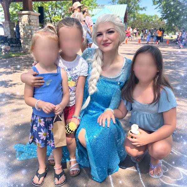 Customer photo review of Platinum Blonde Lace Front Wig For Women Widows Peak Hairline Long Straight
