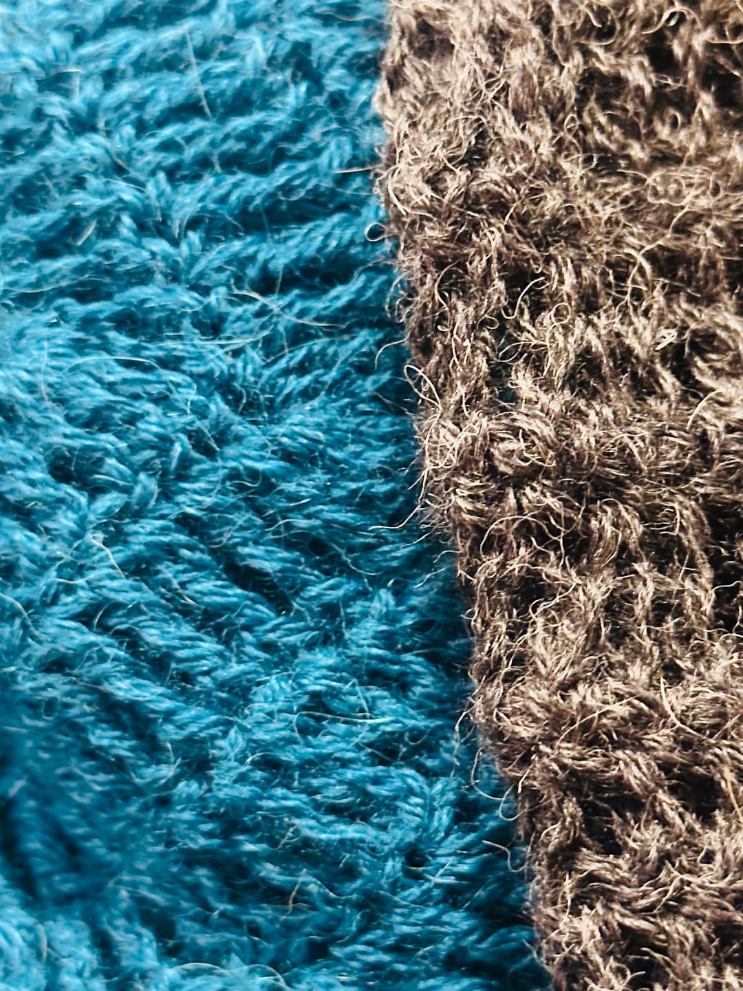 Customer photo review of Baby alpaca Lace petróleo 0785