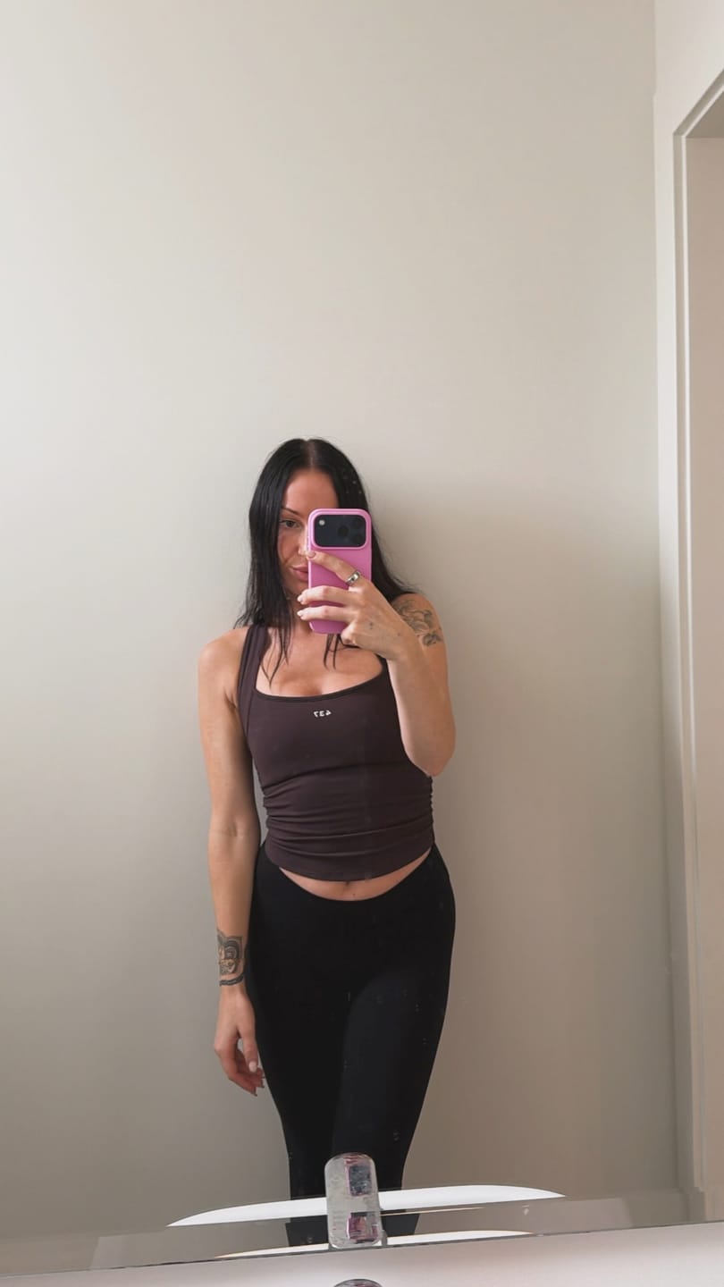Customer photo review of The Sculpt Tank Espresso