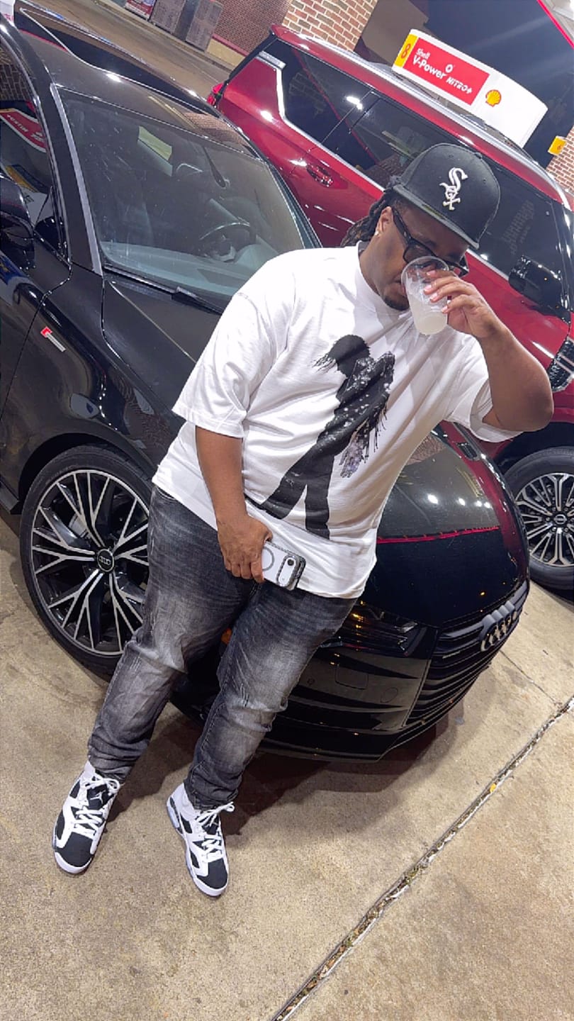 Customer photo review of Michael Monochrome