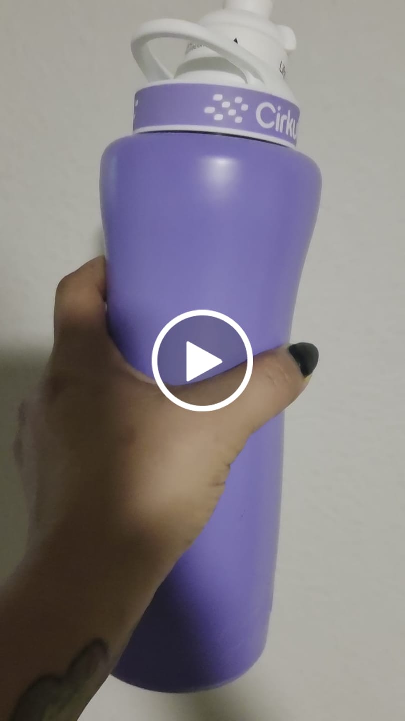 Customer video review of 32oz. Matte Periwinkle Stainless Steel Bottle Starter Kit