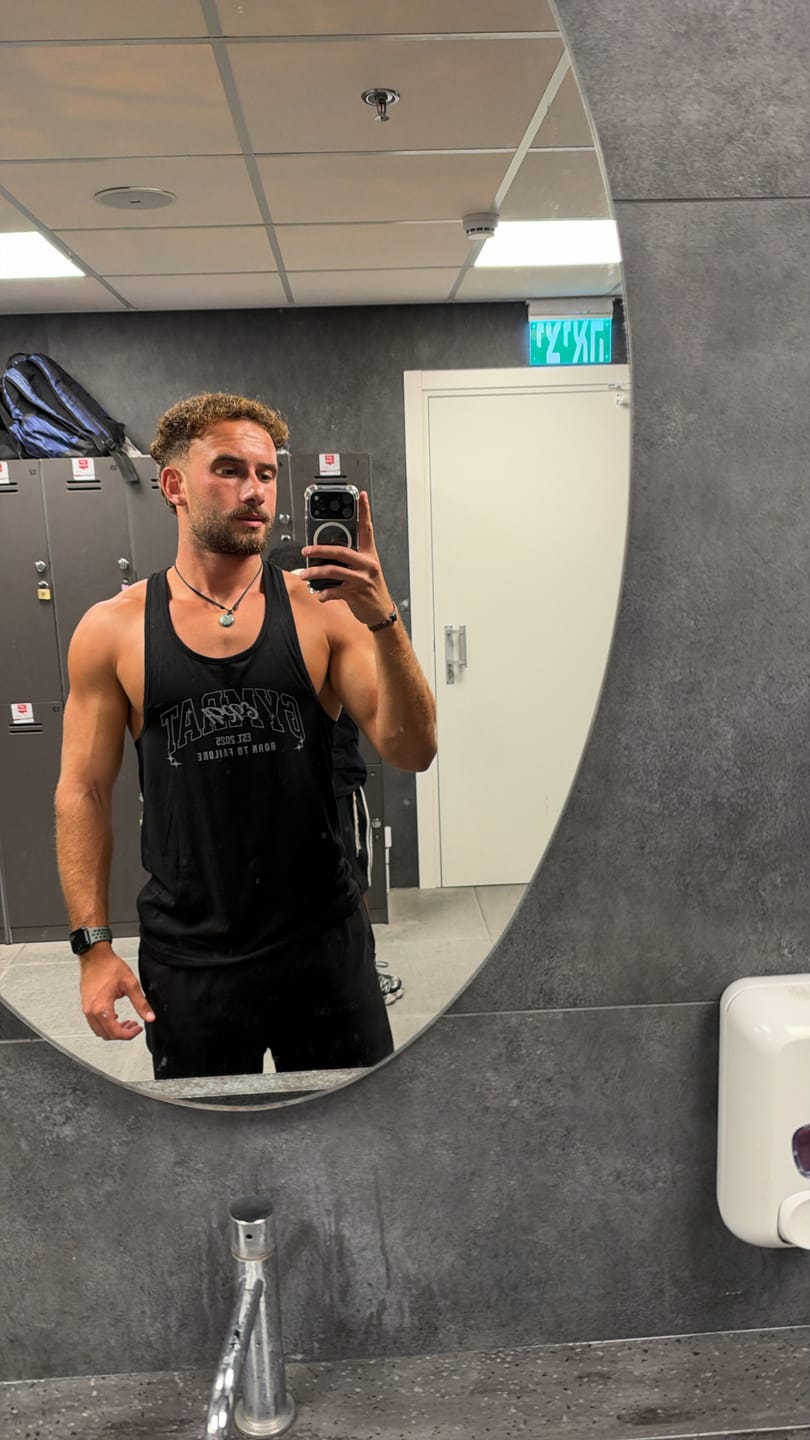 Customer photo review of BORN TO FAILURE | Classic Stringer