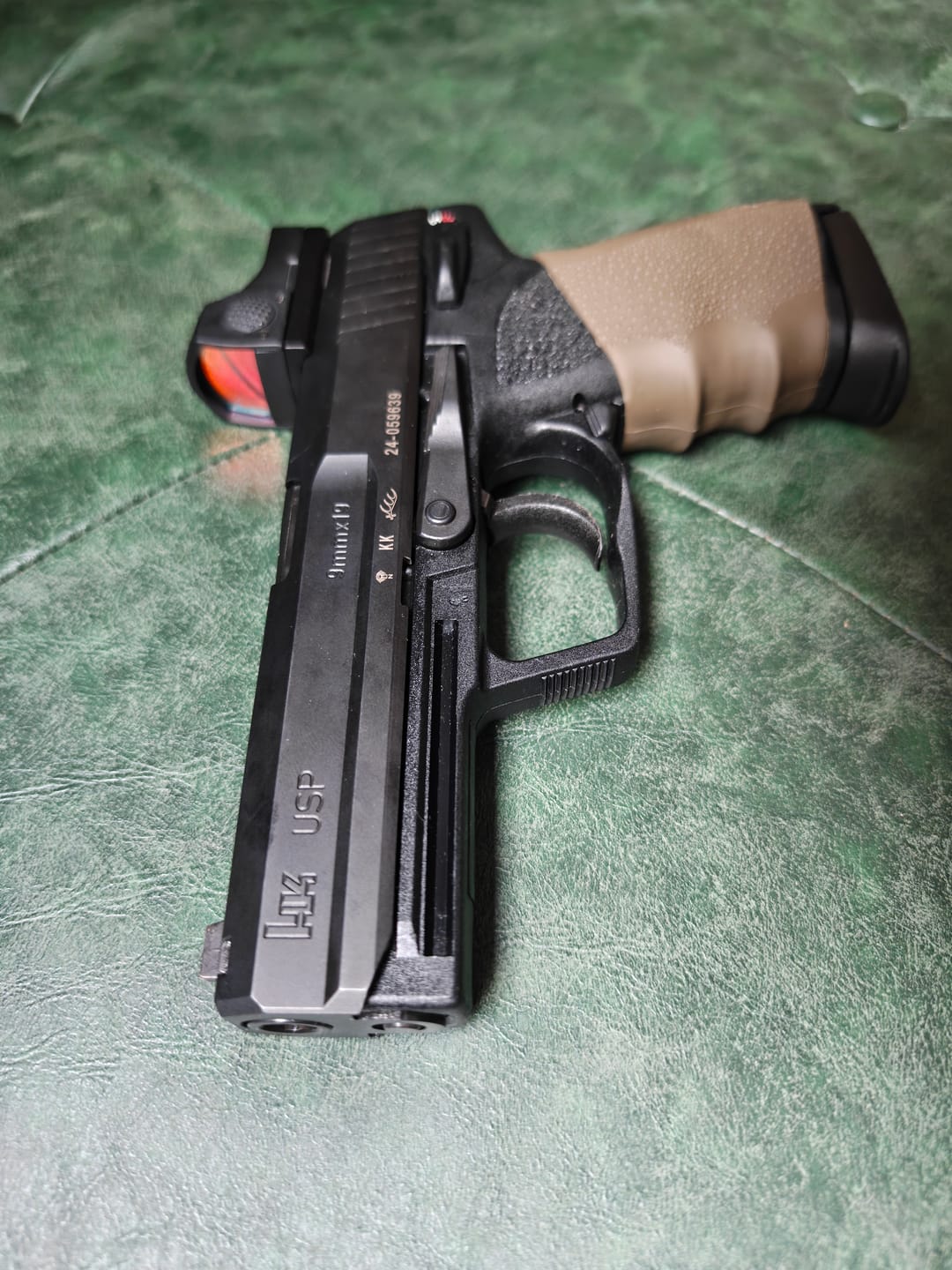 Customer photo review of Vector Optics SCRDM-07 HK USP Montage für Reflexvisiere mit TEK (Docter Sight) Footprint