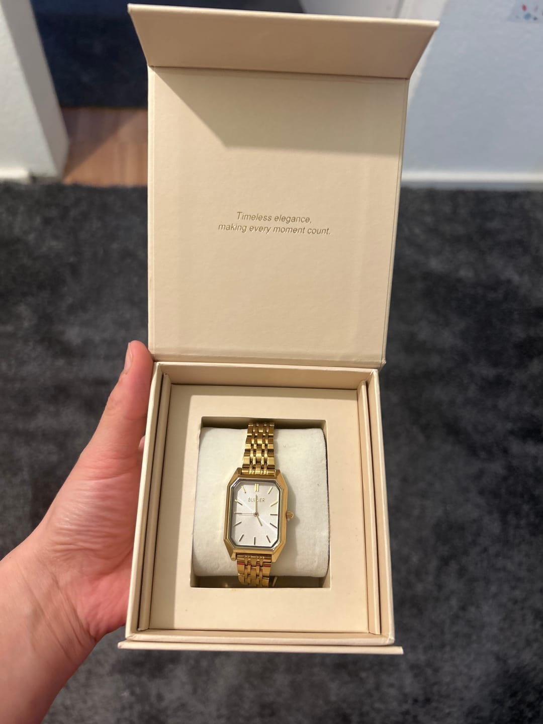 Customer photo review of Isabell Gold