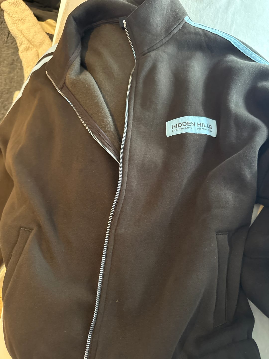 Customer photo review of STRIPED ZIP JACKET DARK BROWN/LIGHT BLUE