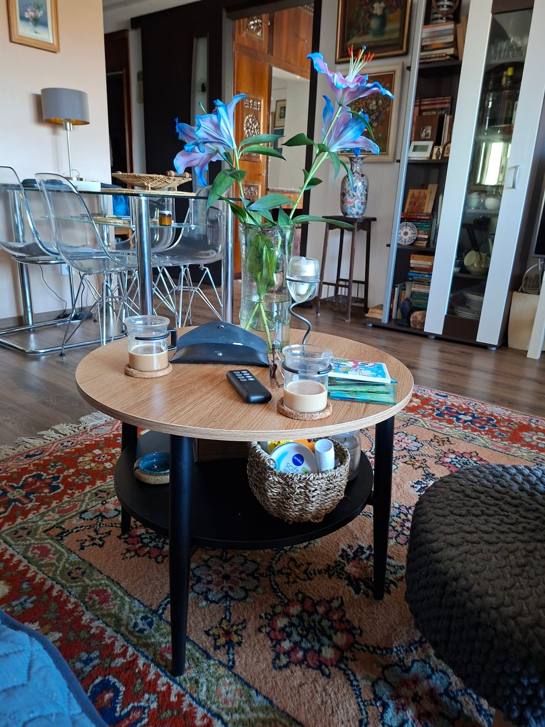 Customer photo review of Masuta cafea ELLA B, stejar/negru mat, PAL/metal, 60x45 cm