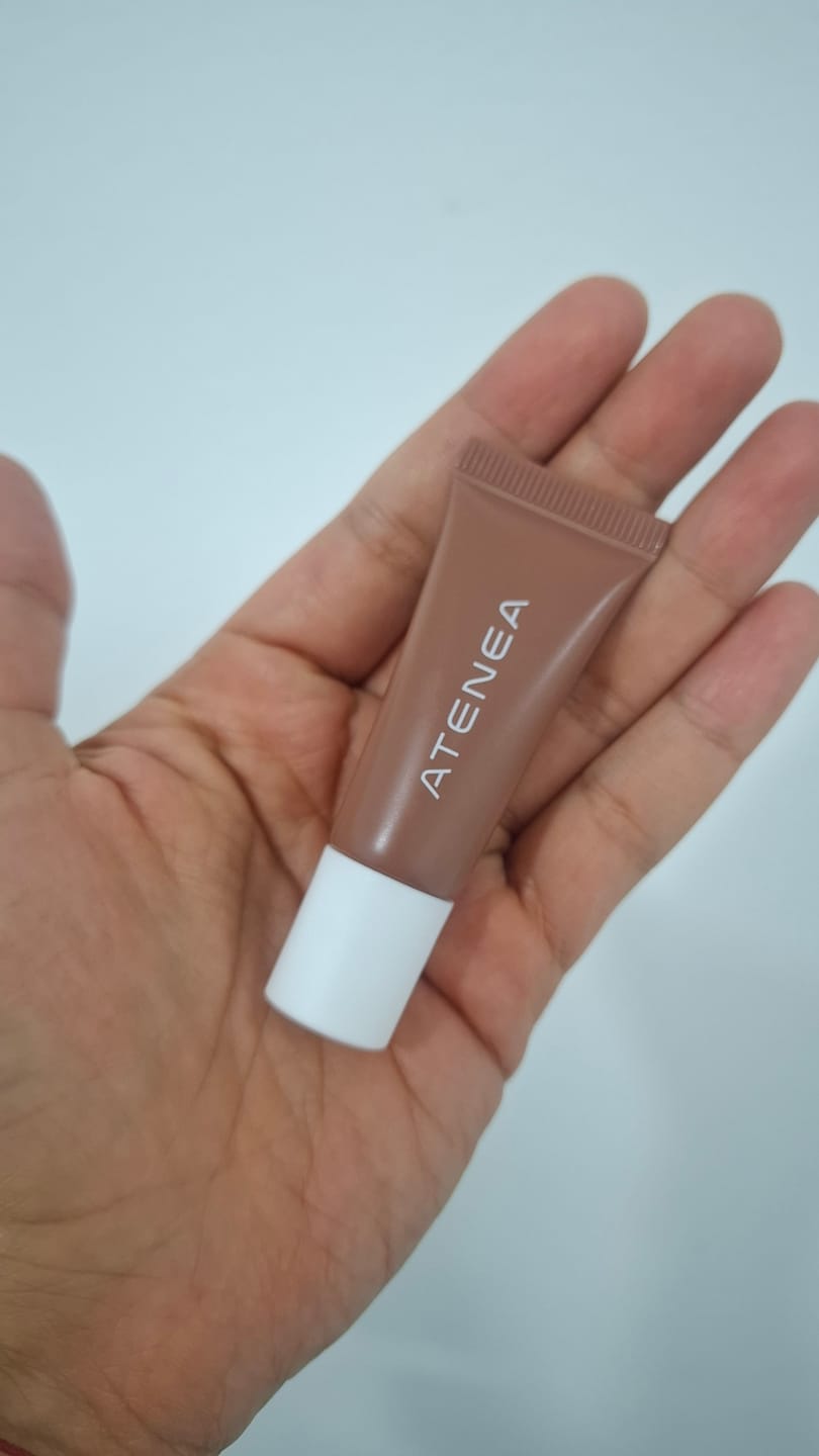 Customer photo review of PEPTIDE LIP BALM