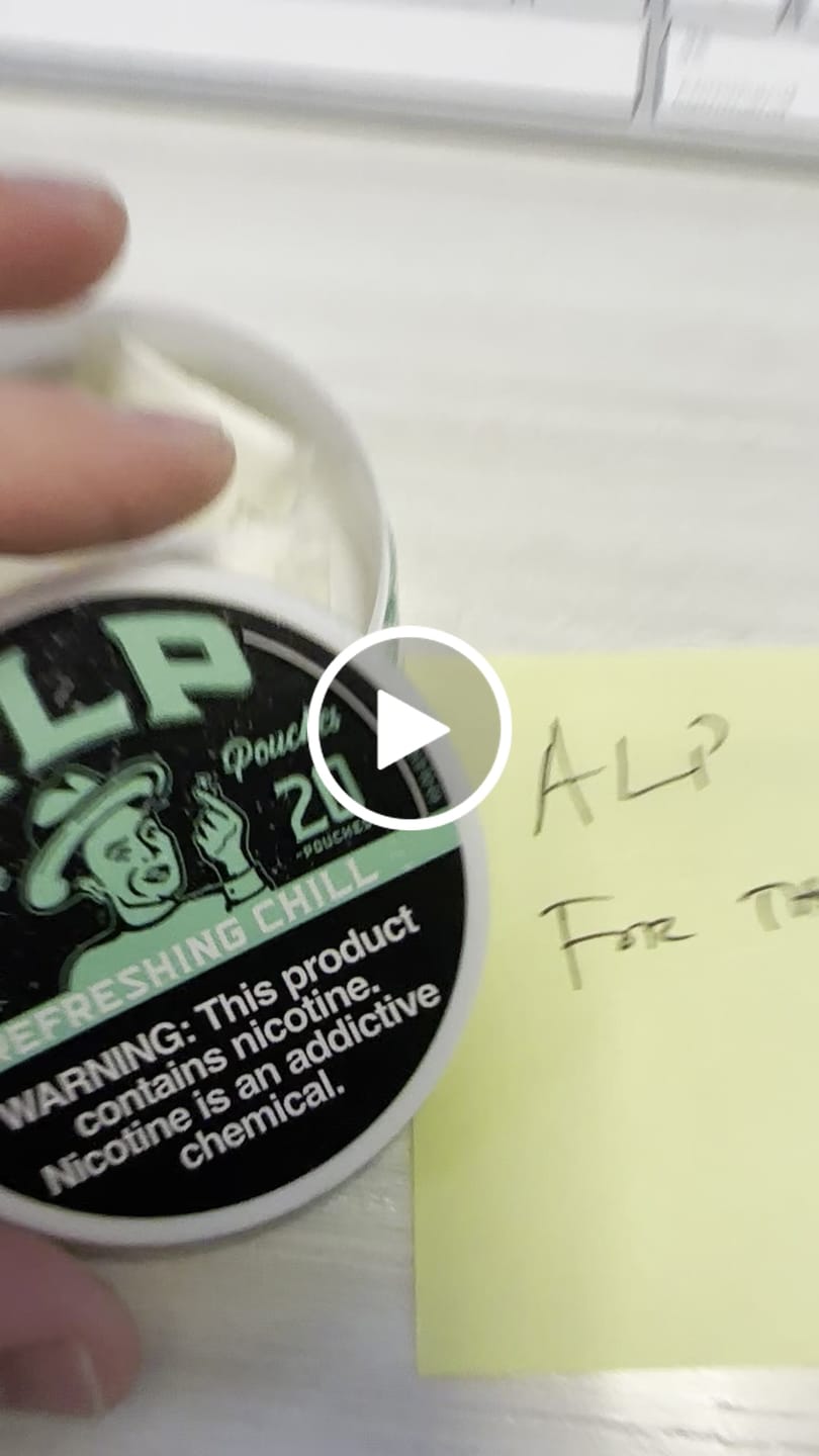Customer video review of Classic Nicotine Pouches