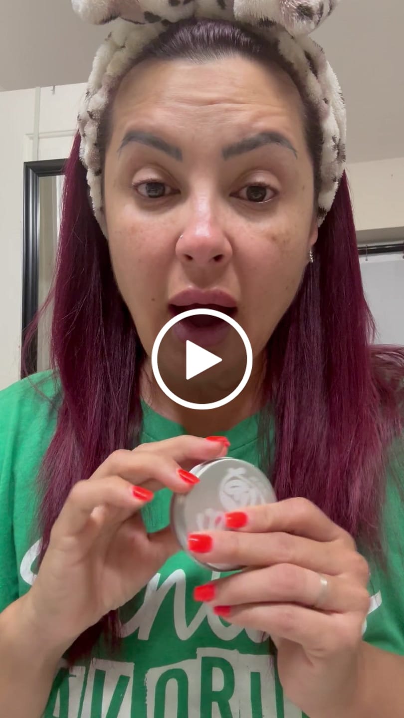 Customer video review of AM/PM Glow Set