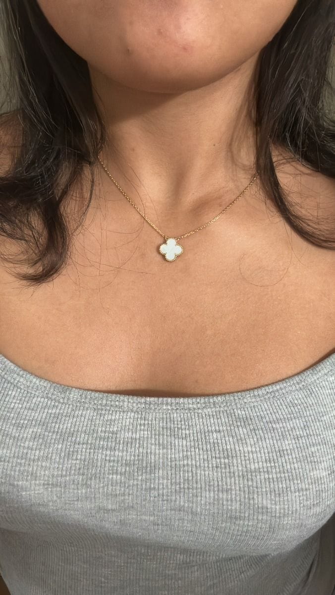 Customer photo review of Clover Leaf Pendant Necklace in 18K Gold Plated Silver