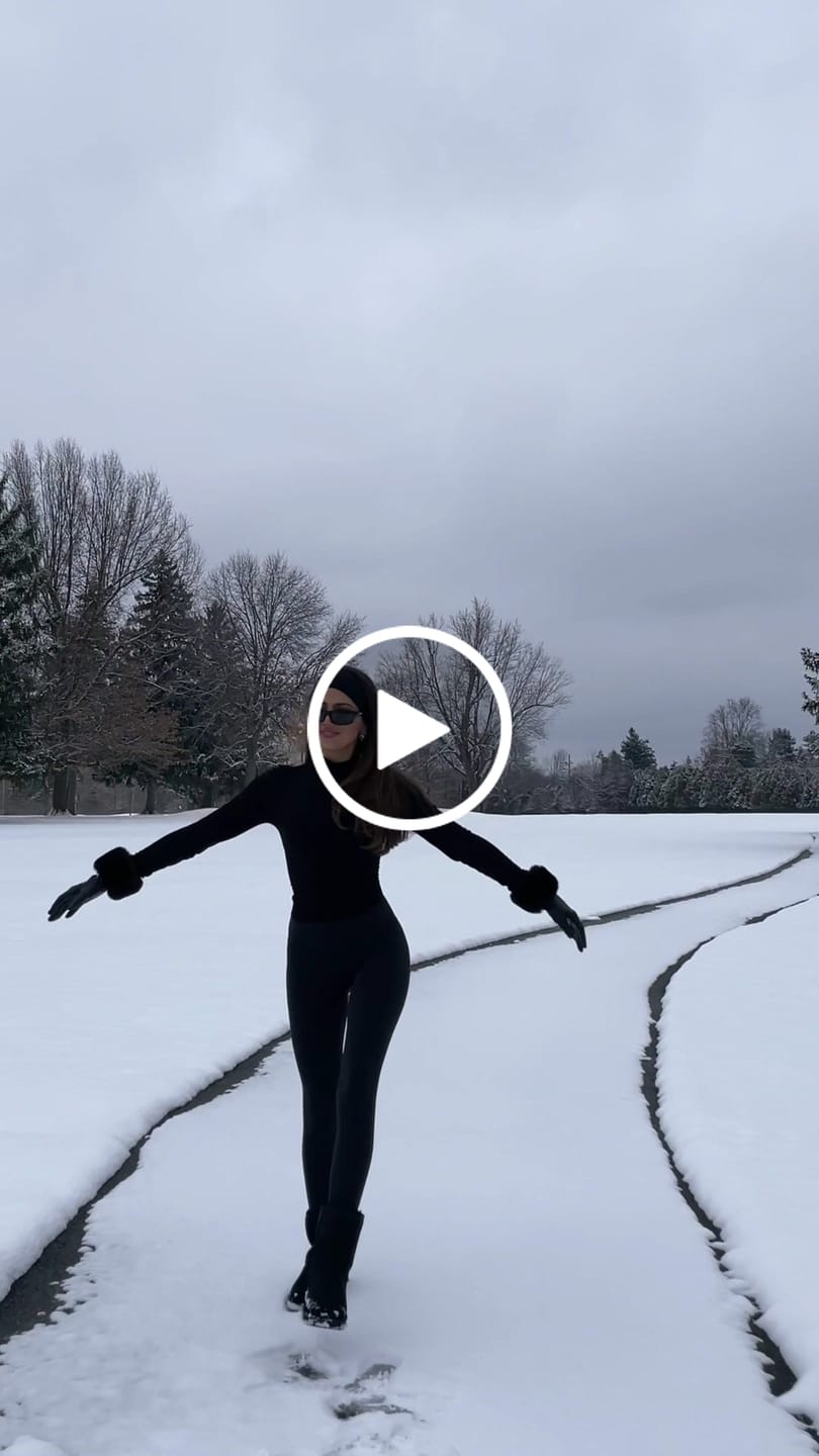 Customer video review of Veyaria™ Winter Jumpsuit
