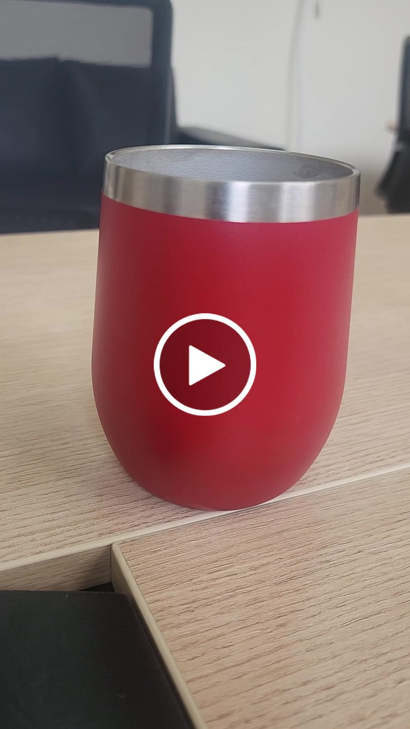 Customer video review of Copo Cuia Térmico 360ml Inox com Tampa Vedada Bebidas Quentes ou Geladas por Horas