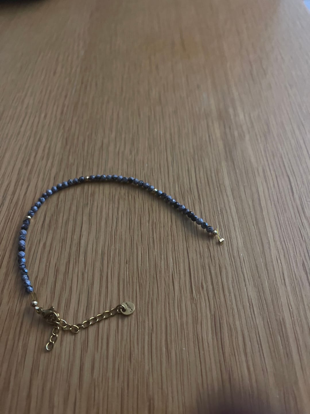 Customer photo review of Obsidian Armband - Schneeflocken Obsidian