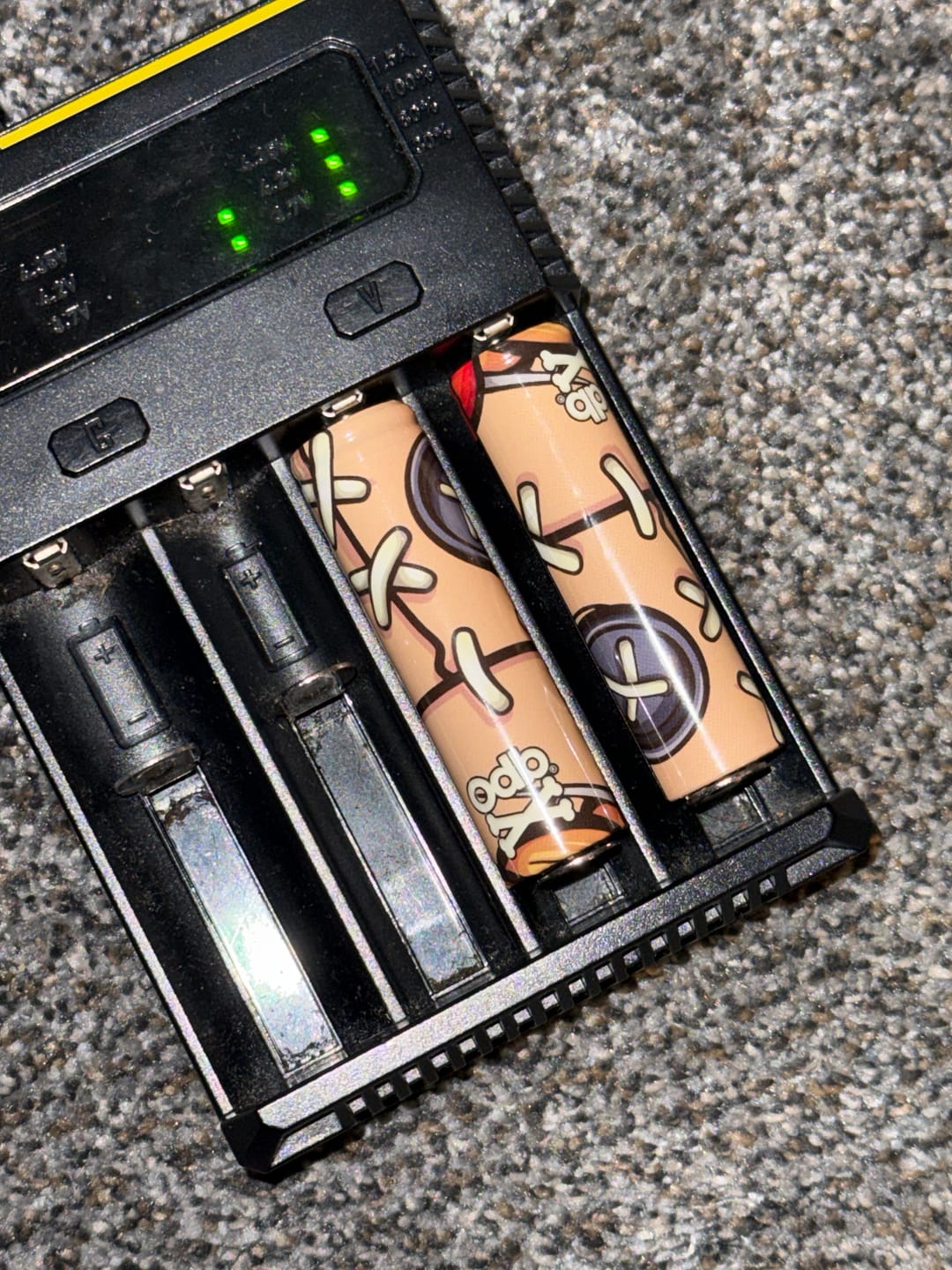 Customer photo review of Molicel P28A 18650 2800mAh 35A Battery
