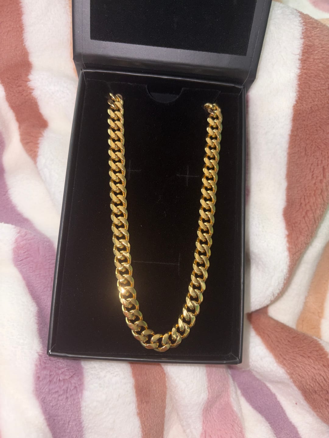 Customer photo review of Mens Miami Cuban Link Chain - 8mm