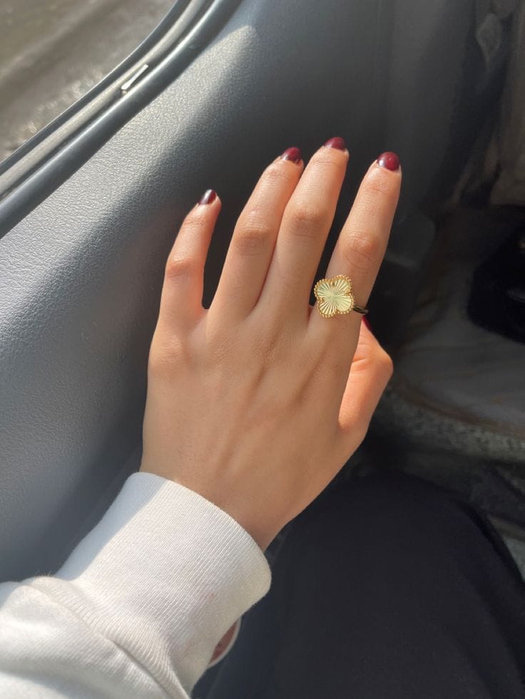Customer photo review of Clover Leaf Ring,925 Silver, 18k Gold Plated