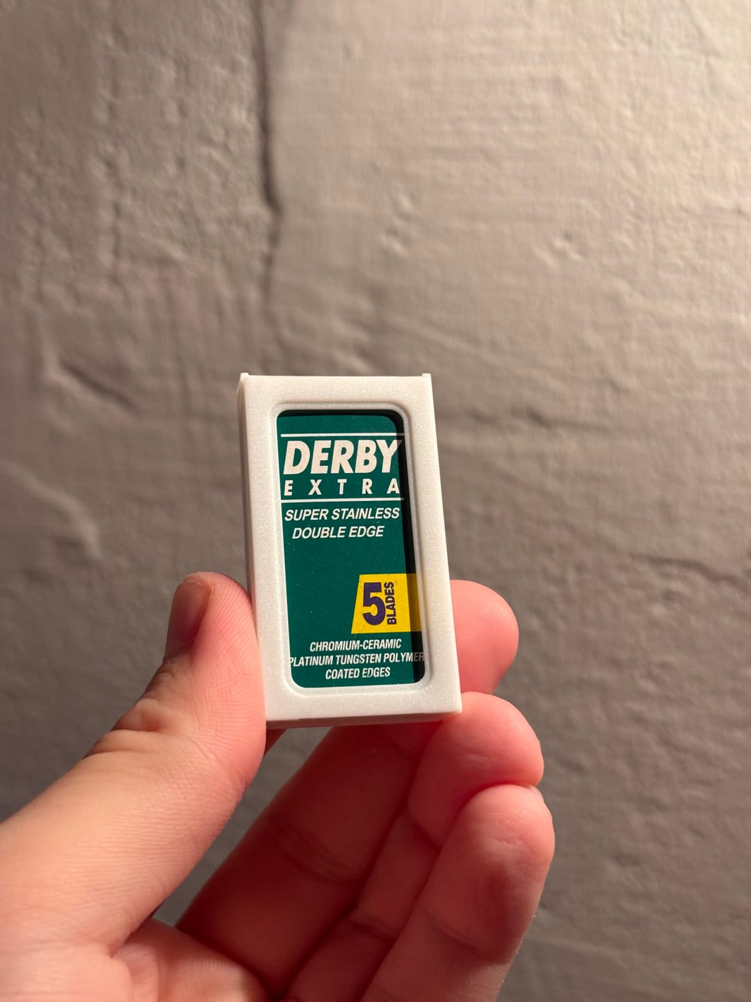 Customer photo review of 50 Blades of Derby Extra Platinum Stainless Double Edge Safety Razor Blades