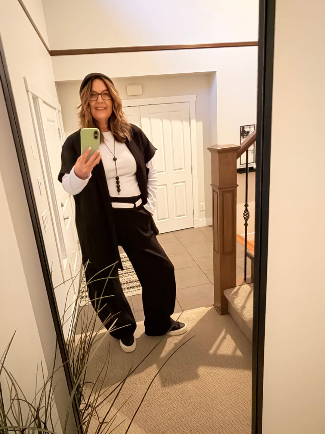 Customer photo review of Oversized Black Three-Piece Set