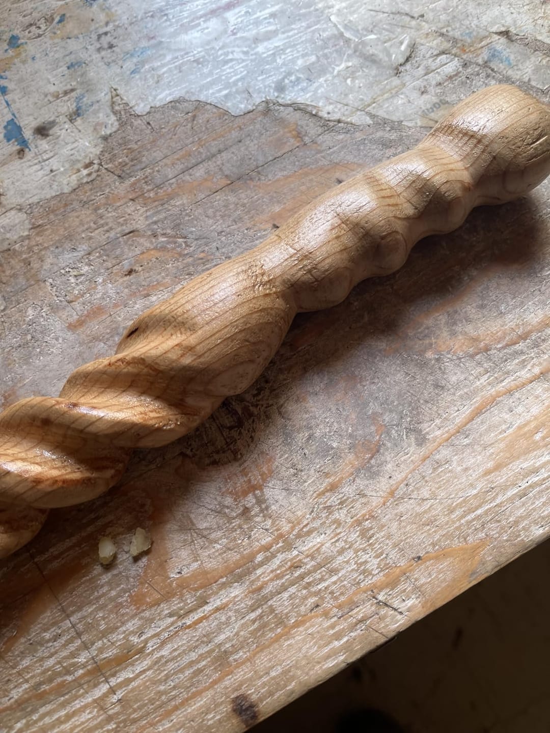 Customer photo review of Mastic à bois Aquelie pour fissures et trous