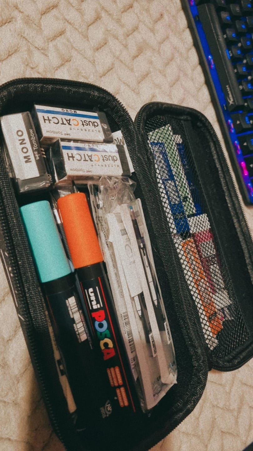 Customer photo review of Uni Posca PC-5M - Marcador Medios Clásico