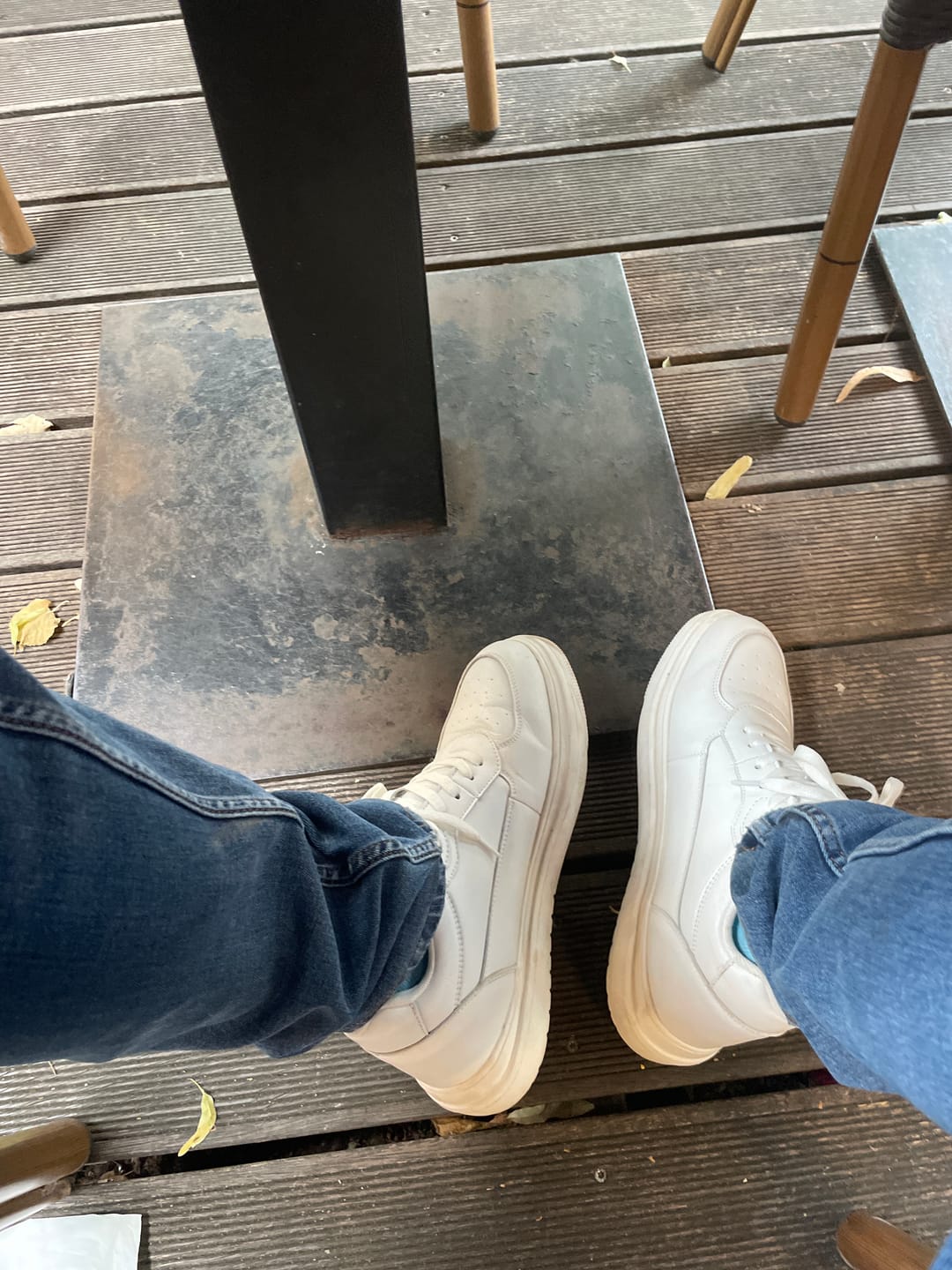 Customer photo review of ELEVATESHOES WHITE CASUAL