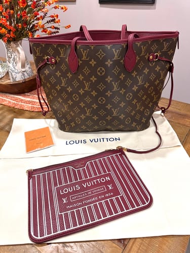 Customer photo review of Louis Vuitton Neverfull Inside Out MM