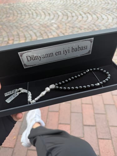 Customer photo review of Namen Tesbih personalisiert aus Naturstein mit Box