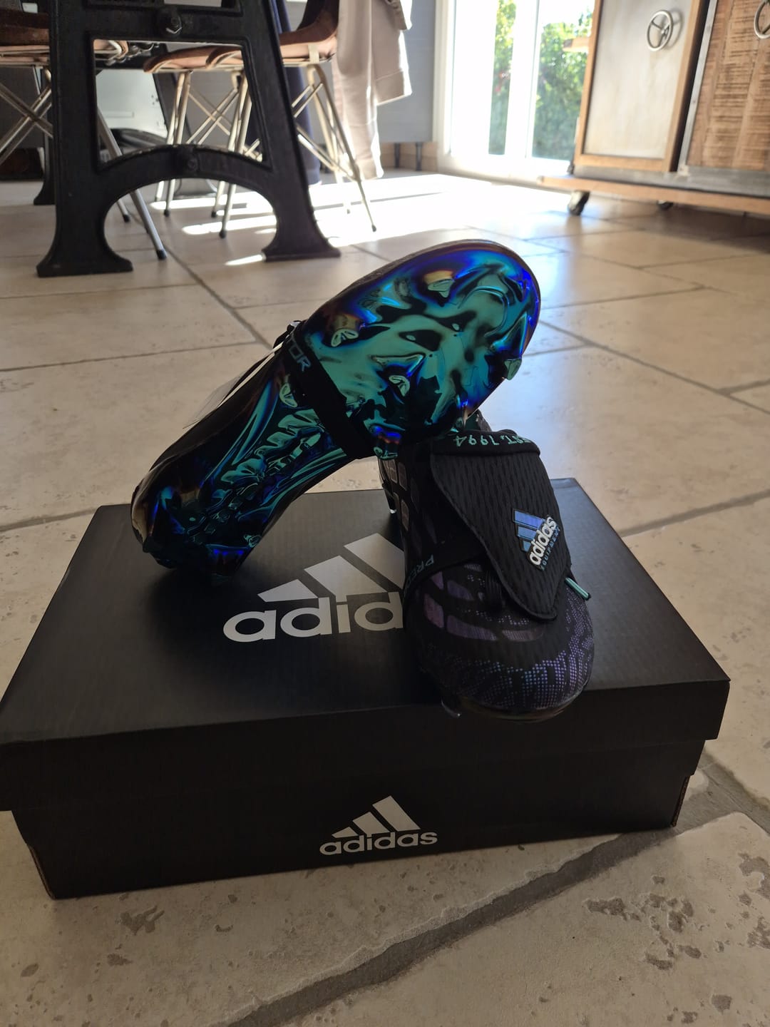 Customer photo review of Adidas Predator Tongue FG - Noir/Vert Equipment