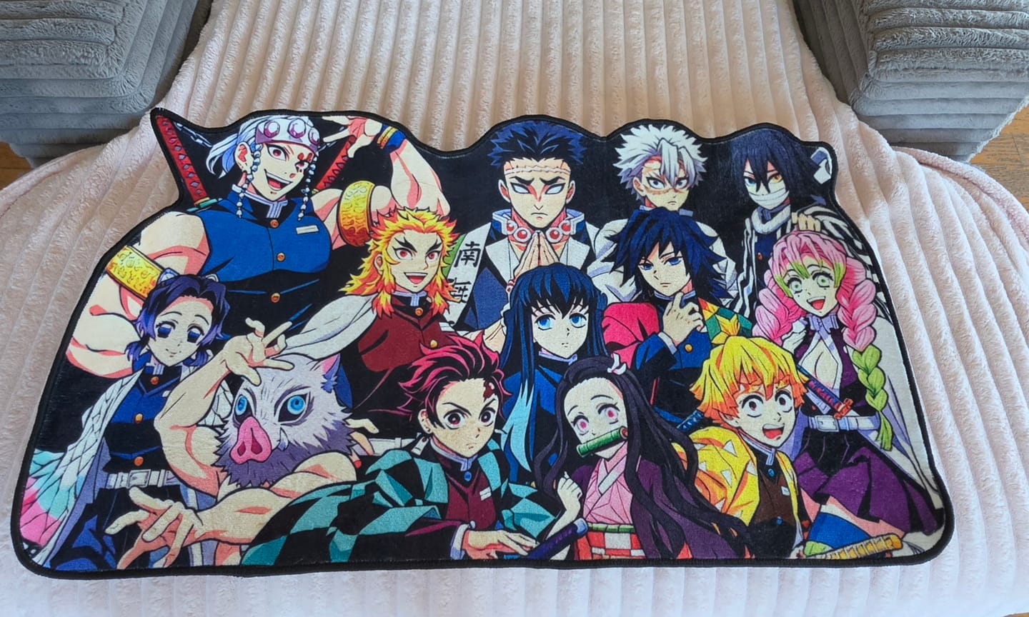 Customer photo review of Demon Slayer Main Characters Rug