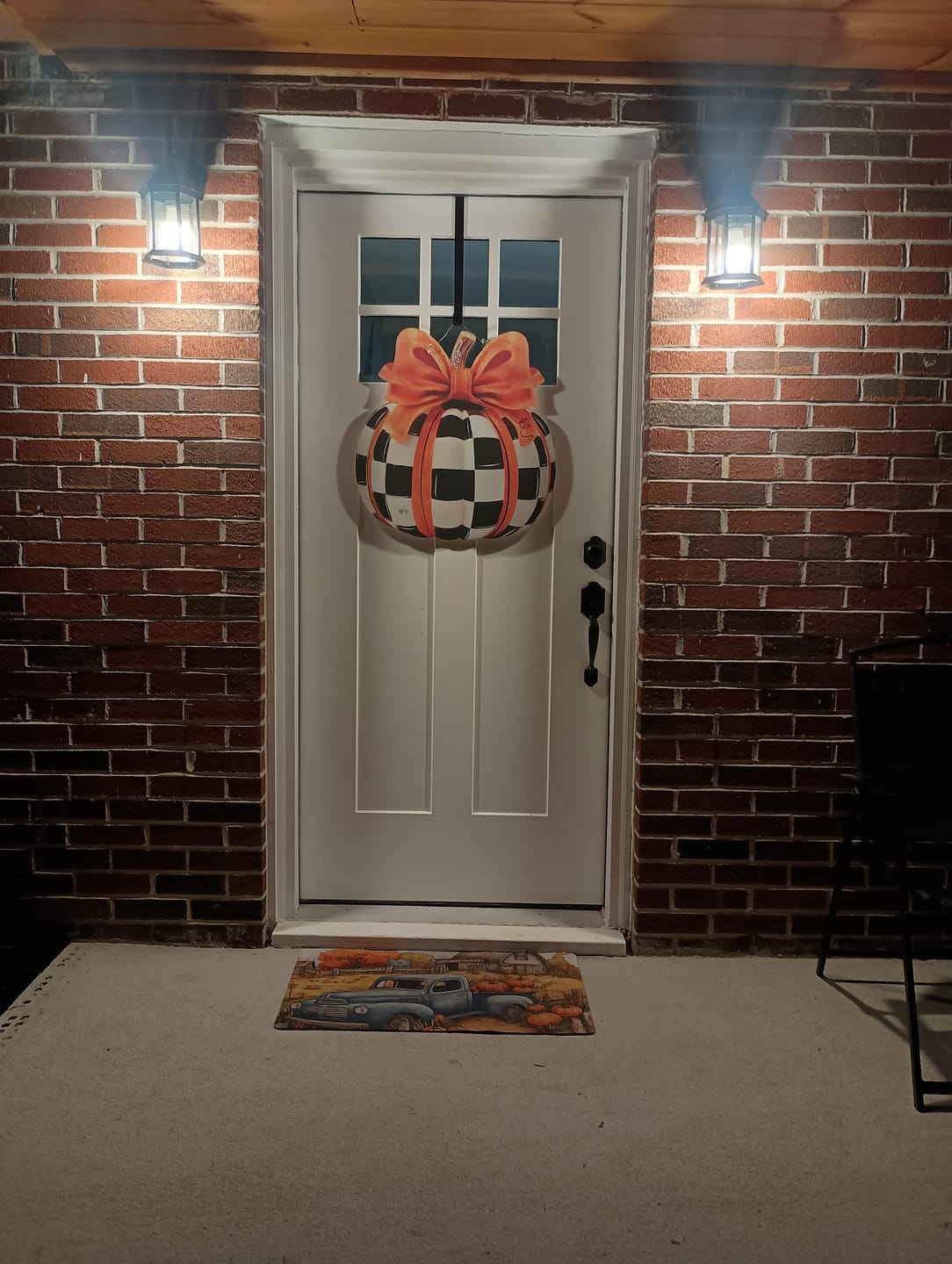 Customer photo review of Elegant Checkered Pumpkin Door Hanger