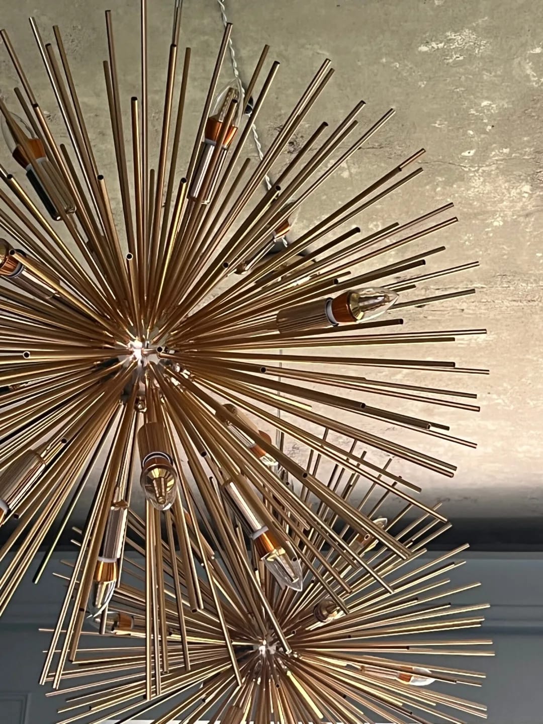 Customer photo review of Gold Spike Chandelier, Iron Frame, 9–12 Lights, 50–72 cm