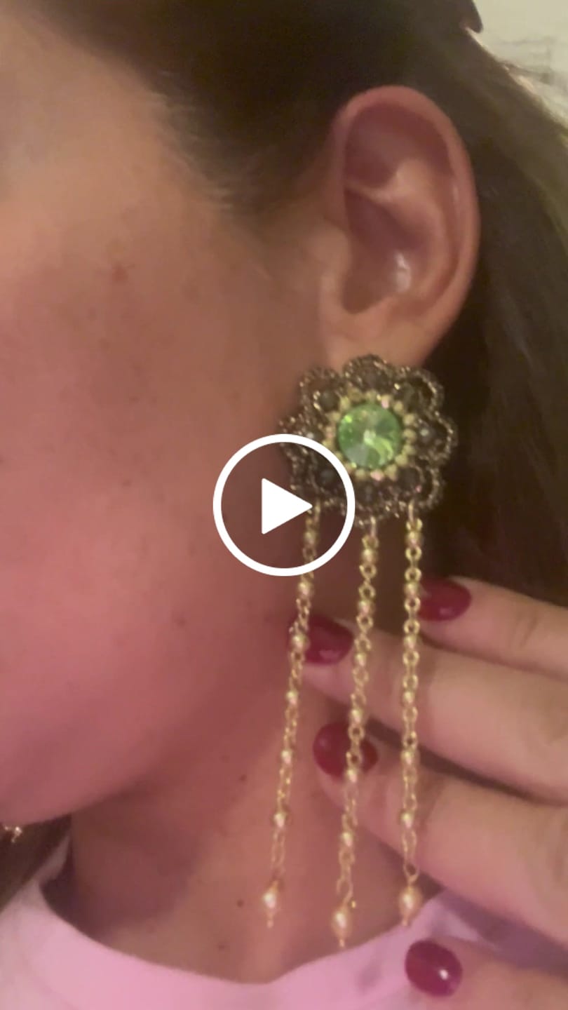 Customer video review of Orecchini Lustru verdi