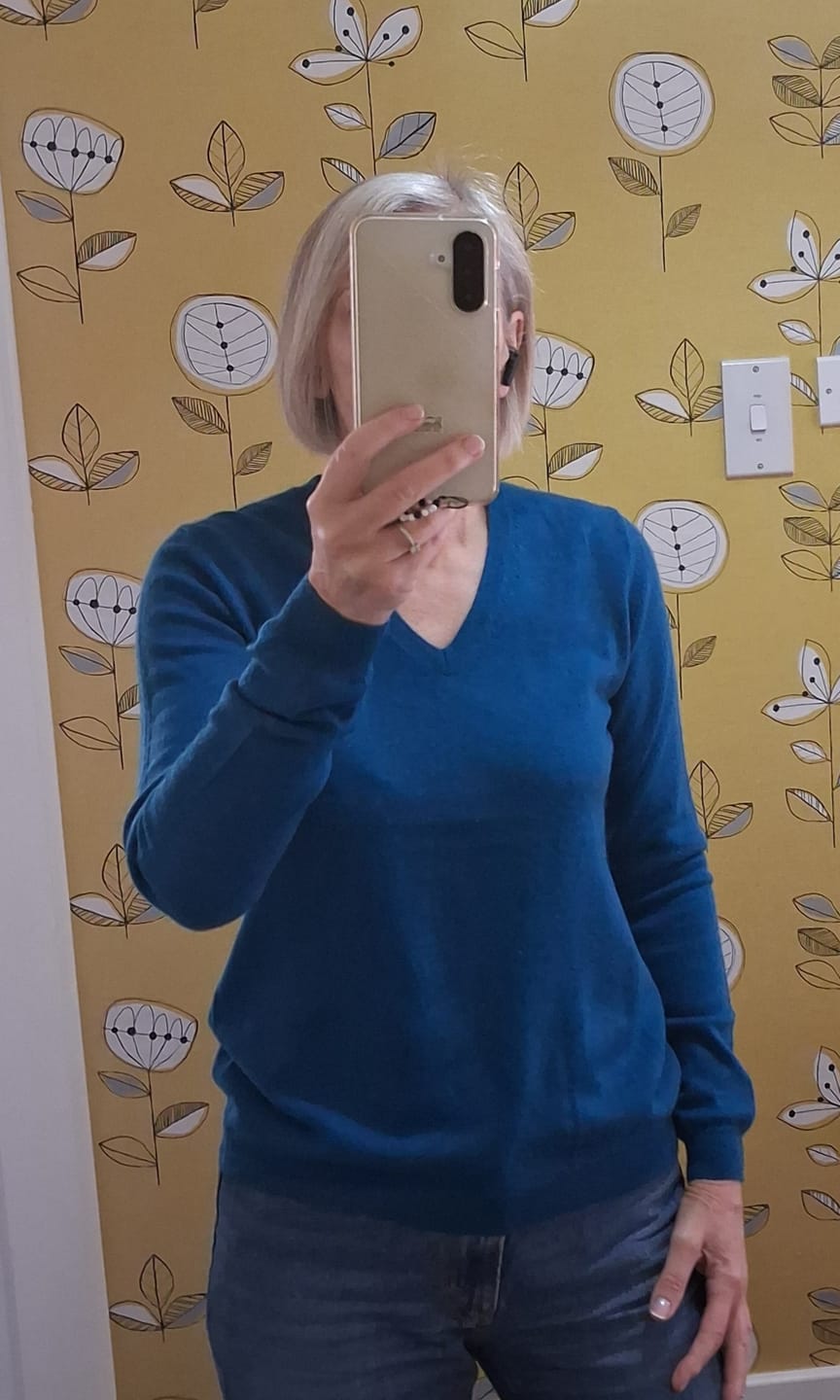 Customer photo review of Teal Blue Cashmere V Neck Jumper Small