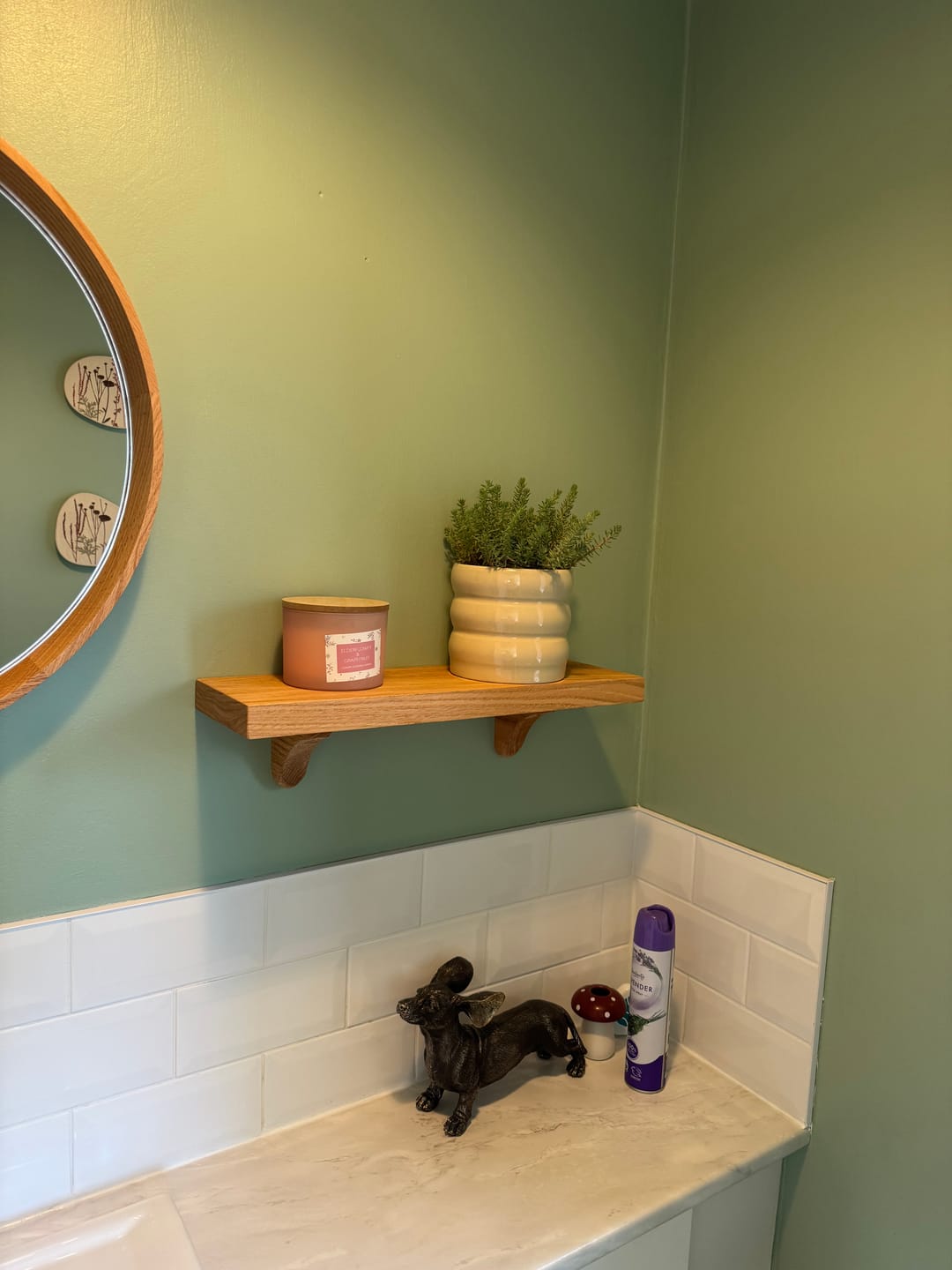 Customer photo review of Oak Shelf with Wooden Brackets