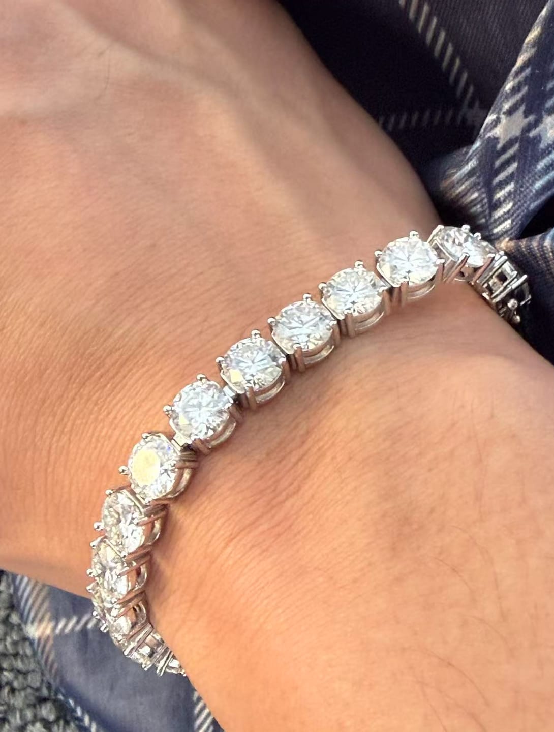 Customer photo review of 3MM VVS1 Moissanite Tennis Chain 16K Gold Plated