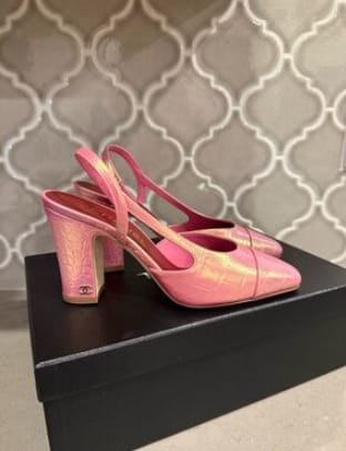 Customer photo review of Chanel 2026 Two-Tone Shoe Cowhide 168113