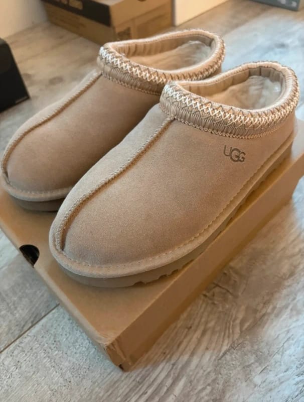 Customer photo review of UGG Tasman II