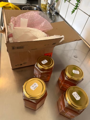 Customer photo review of Flytande honung 2 kg (4×500 g) – Svensk RAW honung