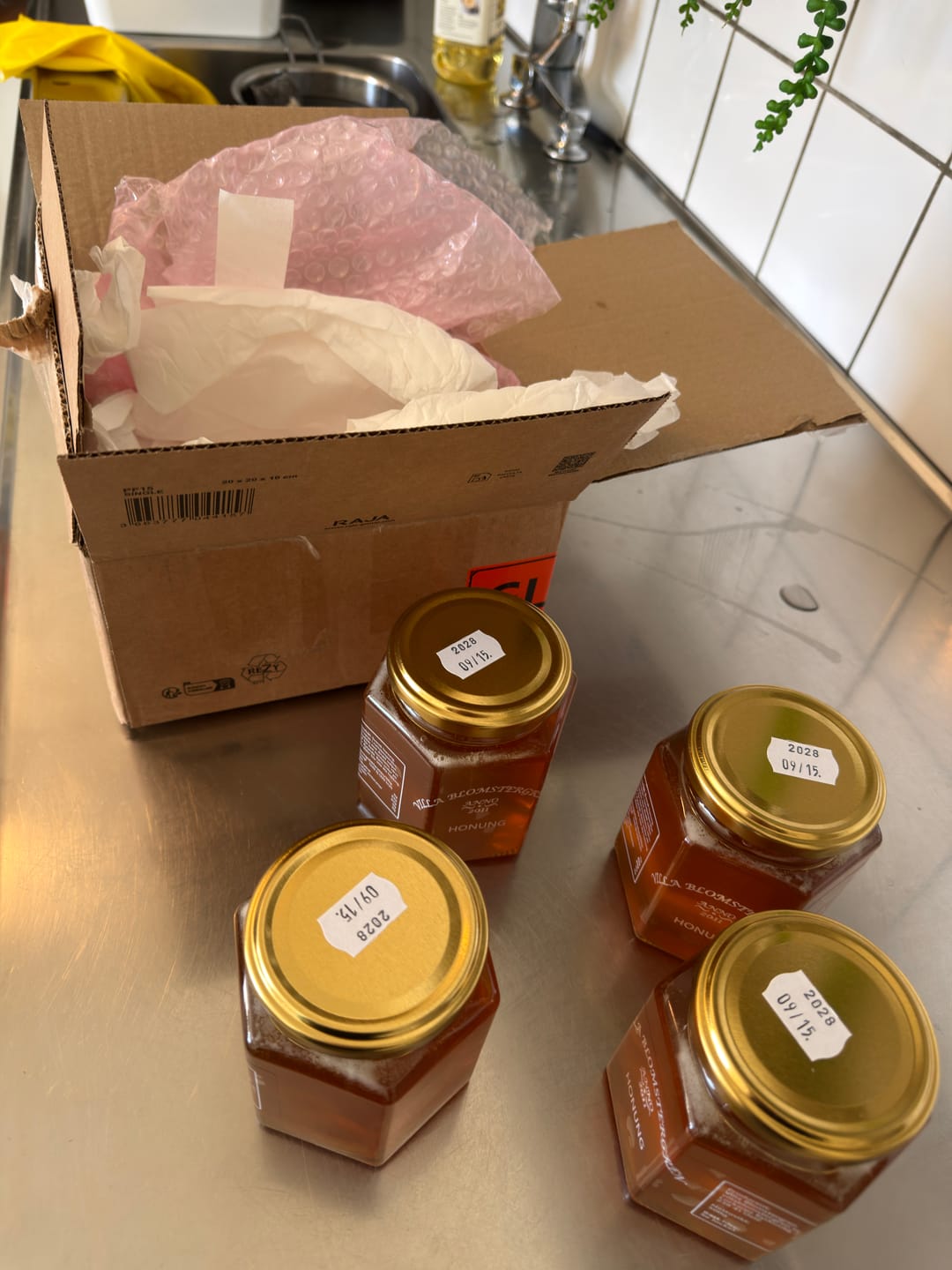 Customer photo review of Flytande honung 2 kg (4×500 g) – Svensk RAW honung