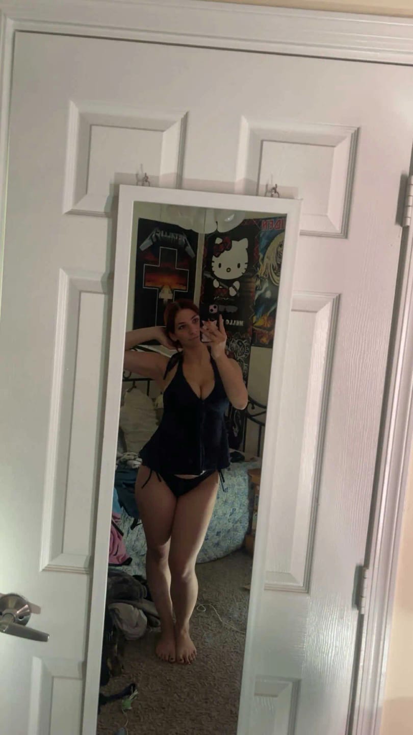 Customer photo review of Emoswim - Womens Fashion Tankini Swimsuit Stylish Two-Piece Swimwear Comfortable Beachwear